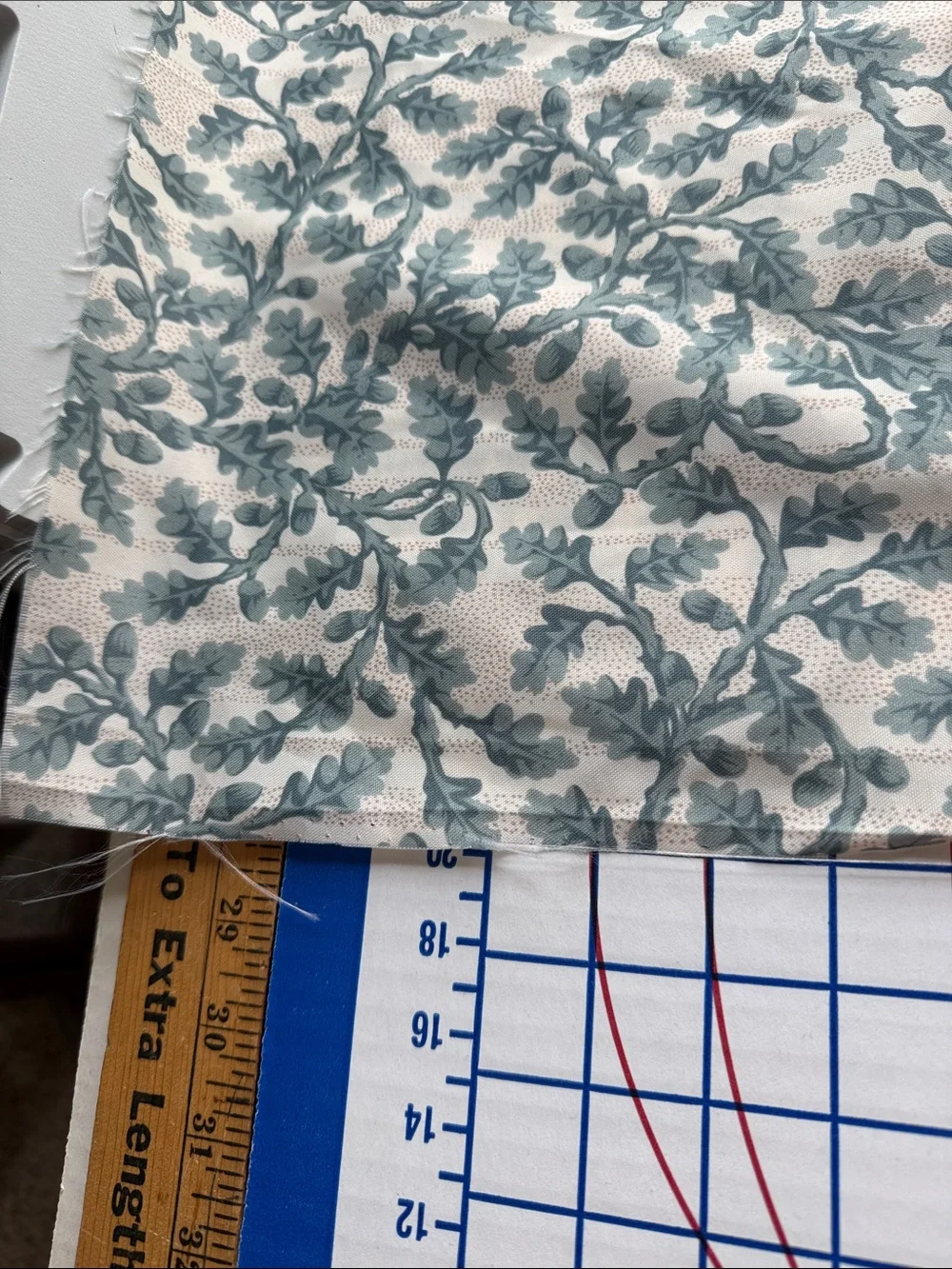 Vintage Lightweight Lining Fabric Oak Acorn Print 2+ Yds x 56